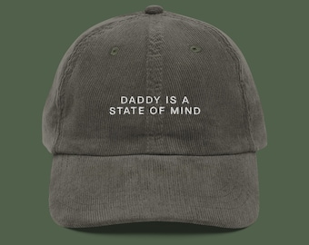 Casquette en velours côtelé brodée Daddy Is A State of Mind | LGBTQIA+