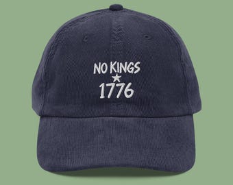 Chapéu de veludo cotelê bordado No Kings 1776