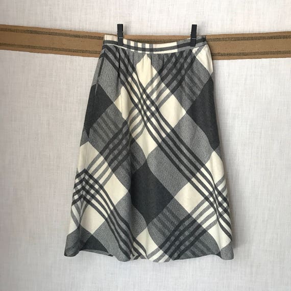 Grey & White Plaid Skirt, Midi Skirt, Vintage Woo… - image 5