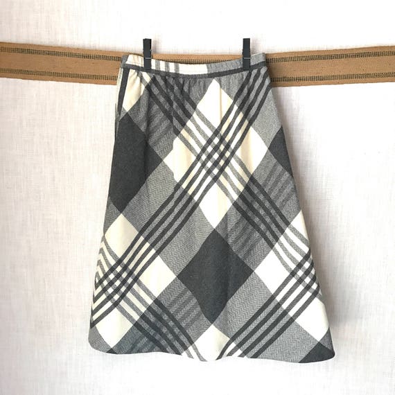 Grey & White Plaid Skirt, Midi Skirt, Vintage Woo… - image 2