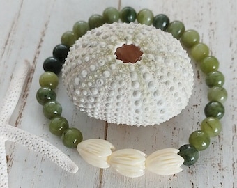 Pikake Beaded Bracelets | Green Jade | Jasmine flower | Gemstone Beads | Stretchy Bracelet