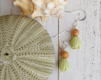 Pikake Sandalwood Earrings