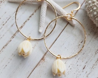 Pikake Flower Hoop | Medium Hoop | Single | Flower Earrings | Hawaiian Flower Earrings | Gold Hoops