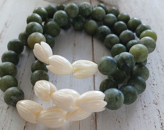 Green Jade | Pikake Flower | Beaded Bracelets | Jasmine flower | Gemstone Beads | Stretchy Bracelet | Matte