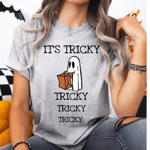 It&#39;s Tricky Tricky Tricky T Shirt | Funny Halloween T Shirt | Funny Spooky Tee | Hiphop Halloween tee