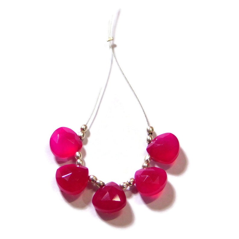 TO-28 AAA Natural Hot Pink Chalcedony Briolette Handmade Faceted Heart Briolette Side Drill Beads 10x10mm 5 Piece Set