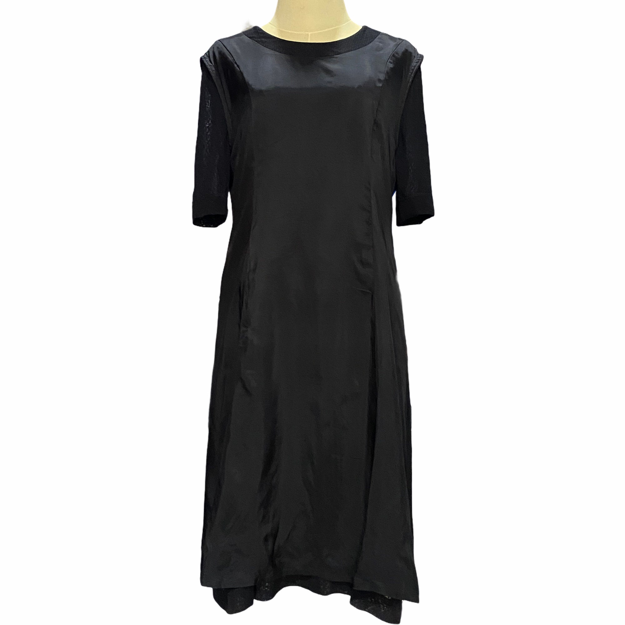 oscar de la renta black gown