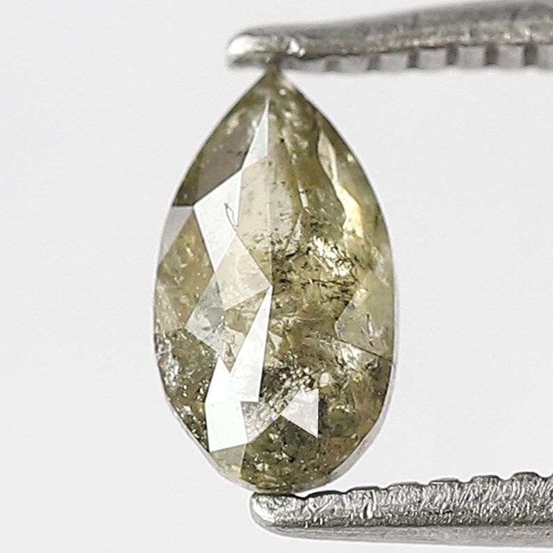 Diamante rústico en forma de pera de 0,48 quilates y 7 mm, diamante verde natural suelto para anillo de pedida de mano y joyería personalizada. imagen 3