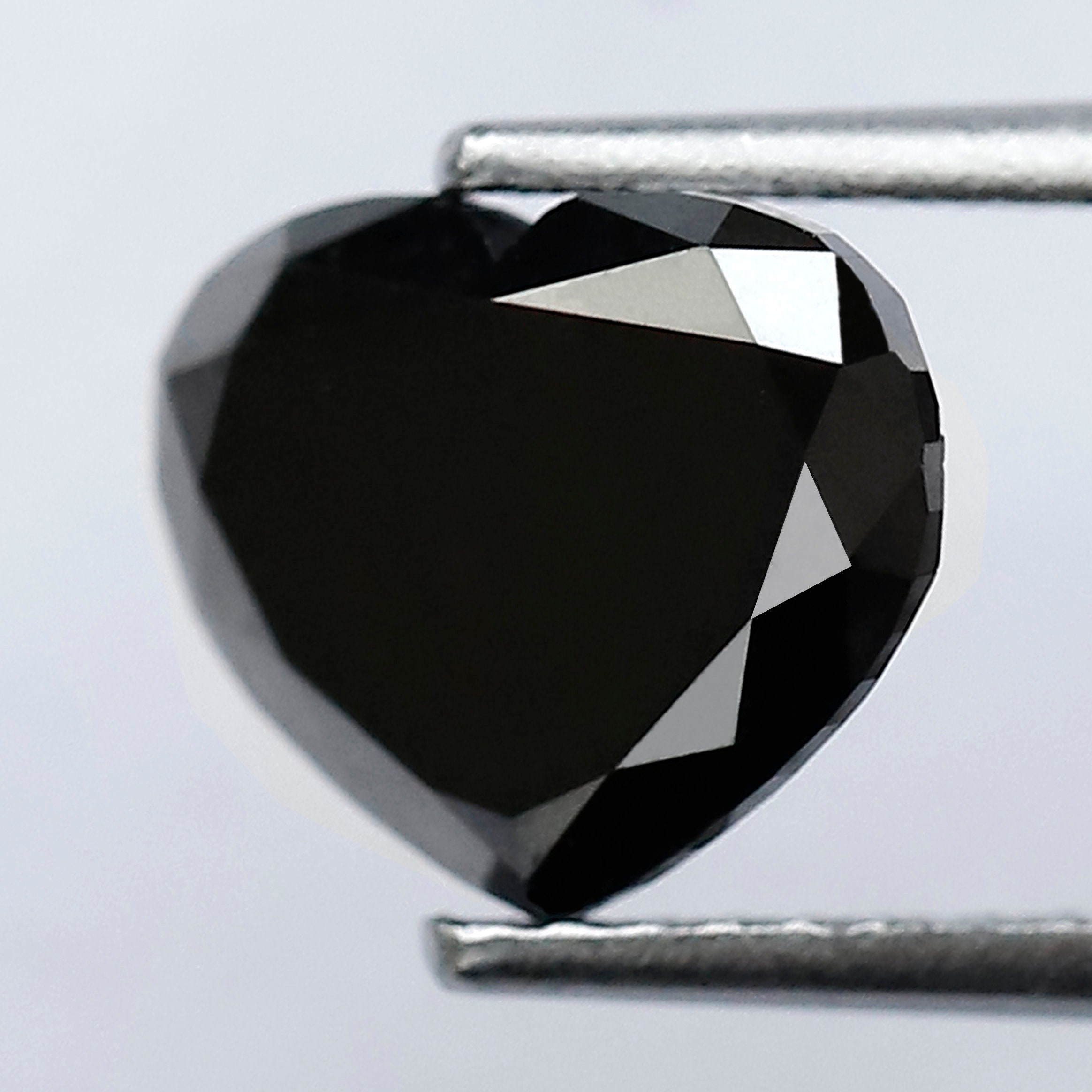 2 carat heart black diamond