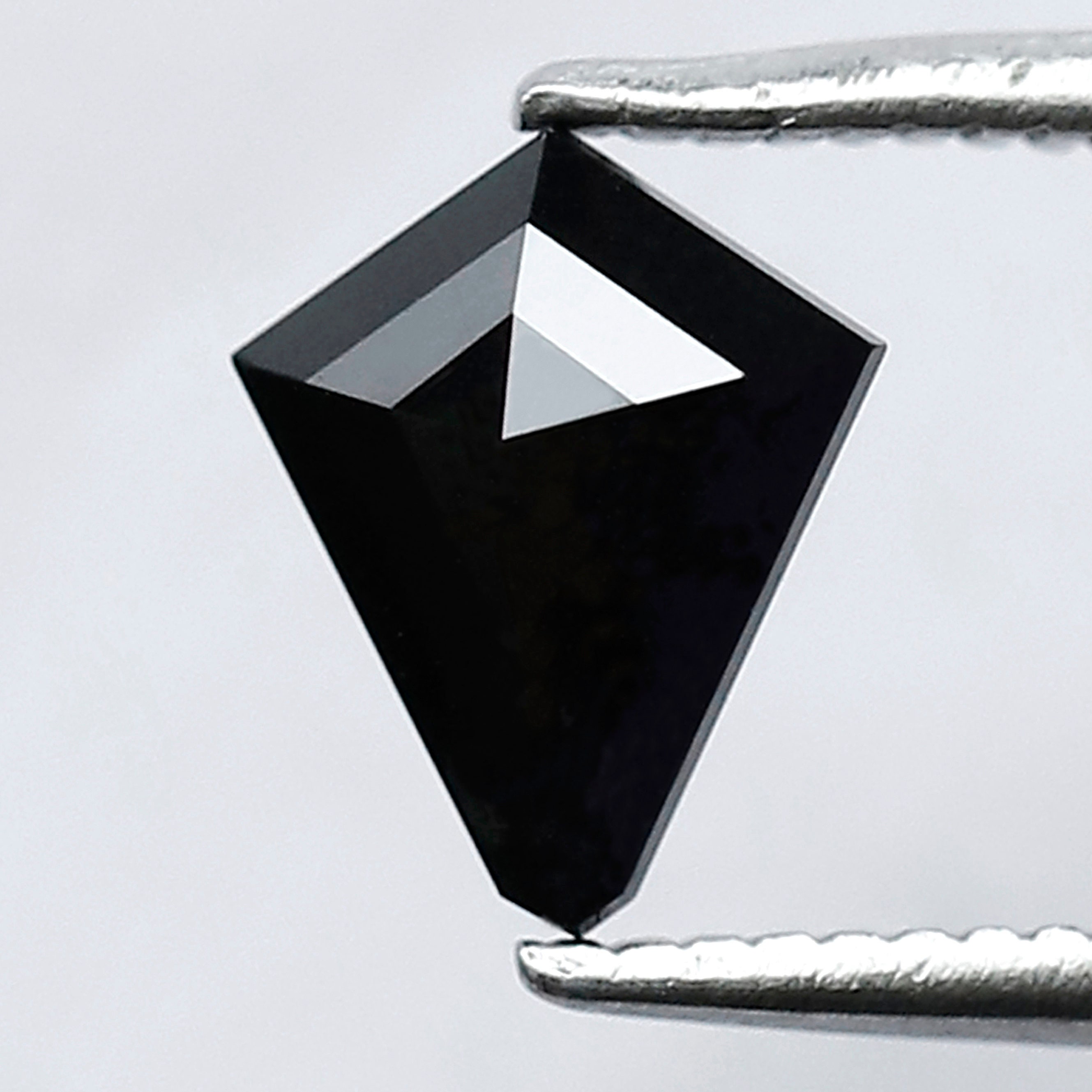 Modified kite diamond