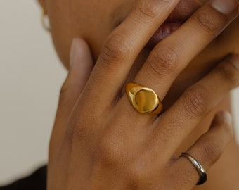 Zegelring Gepersonaliseerde ring Gegraveerde ring Monogramring gepersonaliseerde sieraden Moederring Handgemaakte sieraden Eerste pinkring Moederdagcadeau