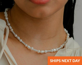 Beaded Pearl Necklace Pearl Choker for Women Natural Freshwater White Pearls Strand Layering Necklace Wedding Jewelry Gift for Her