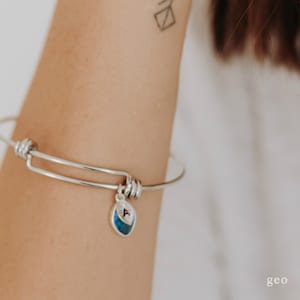 Bracelet géominimaliste avec pierre de naissance pour femme, cadeau personnalisé pour maman, pierre de naissance, bijoux pour maman, bracelet à breloques, bijoux faits main, cadeau fête des mères image 8