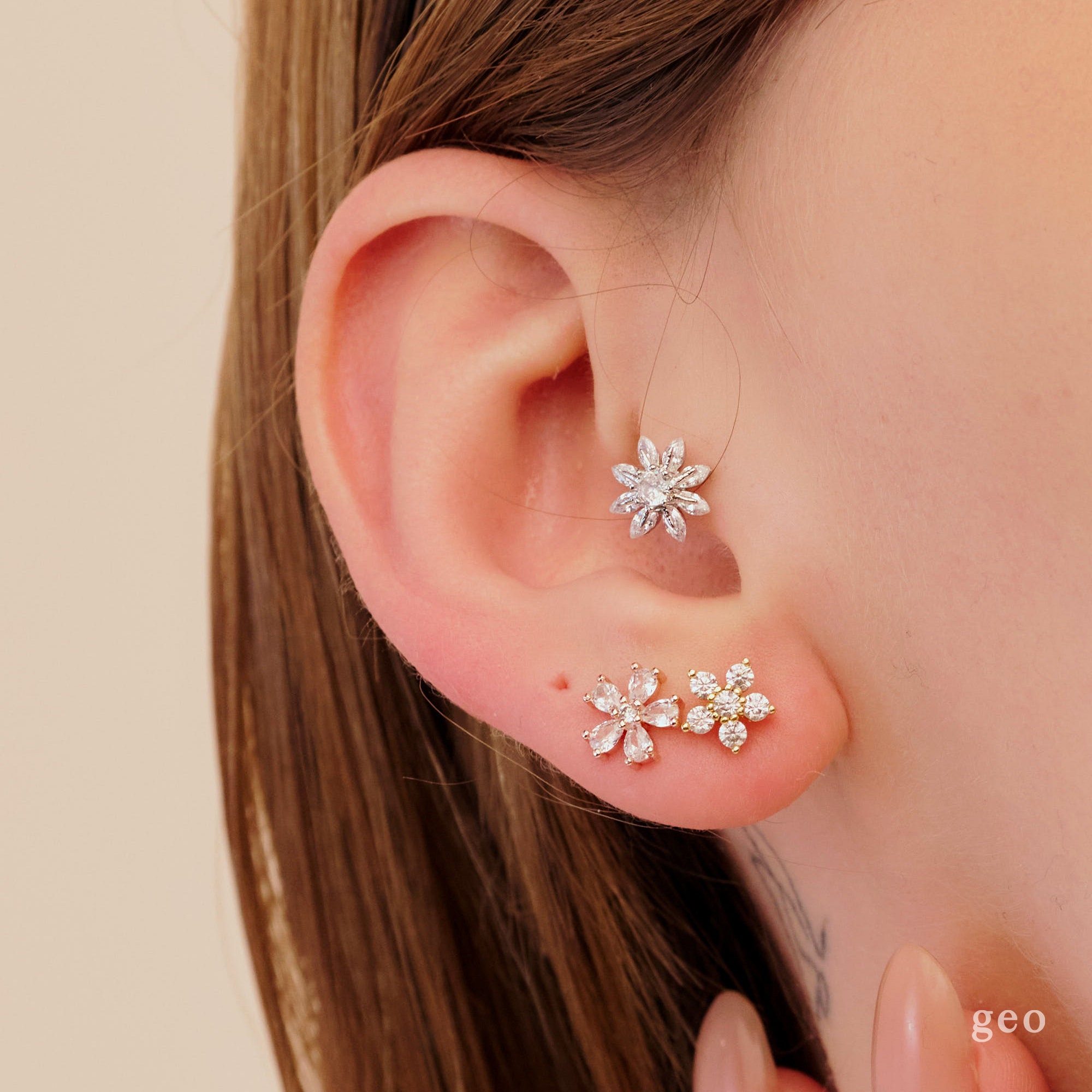 Boucles D'Oreilles Fleur Zircone Cubique - Piercing Cartilage Tragus Labret Helix 16g