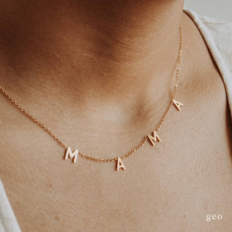 "Mama" Necklace