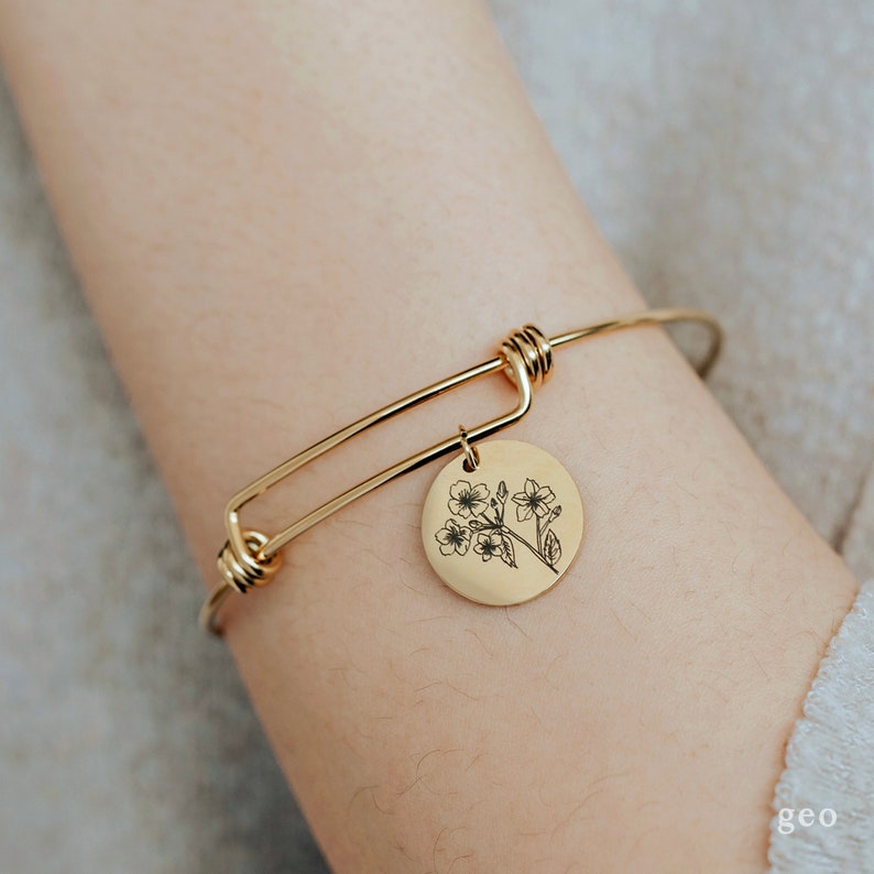 Personalized Birth Flower Charm Bracelet Mothers Day Gift - Etsy