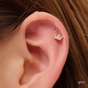 16G Dainty Crown Cartilage Stud Earrings Tragus Stud Crown Conch Earrings Cartilage Helix Stud Flat Back Labret Stud Crown Ear Piercings