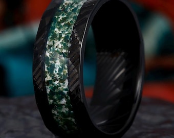 Mens Wedding Ring, Hammered Black Tungsten Ring Moss Agate 8mm, Mens Wedding Band, Natural Moss Agate Black Mens Ring, Anniversary Gift