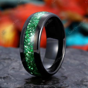 Crushed Emerald Mens Band, Black Tungsten Mens Ring, 8mm Ring for Men, Comfort Fit His Engagement Promise Ring,Anniversary Gift for him