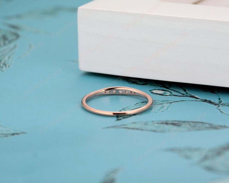 Wedding Bands,Delicate Diamond Ring,0.11ctw Natural Diamond Wedding Ring,Engagement Anniversary Ring,Stack Ring,Solid 14K Rose Gold Ring