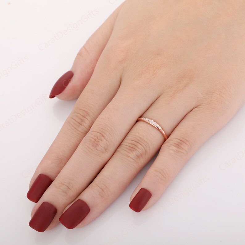 Wedding Bands,Delicate Diamond Ring,0.11ctw Natural Diamond Wedding Ring,Engagement Anniversary Ring,Stack Ring,Solid 14K Rose Gold Ring