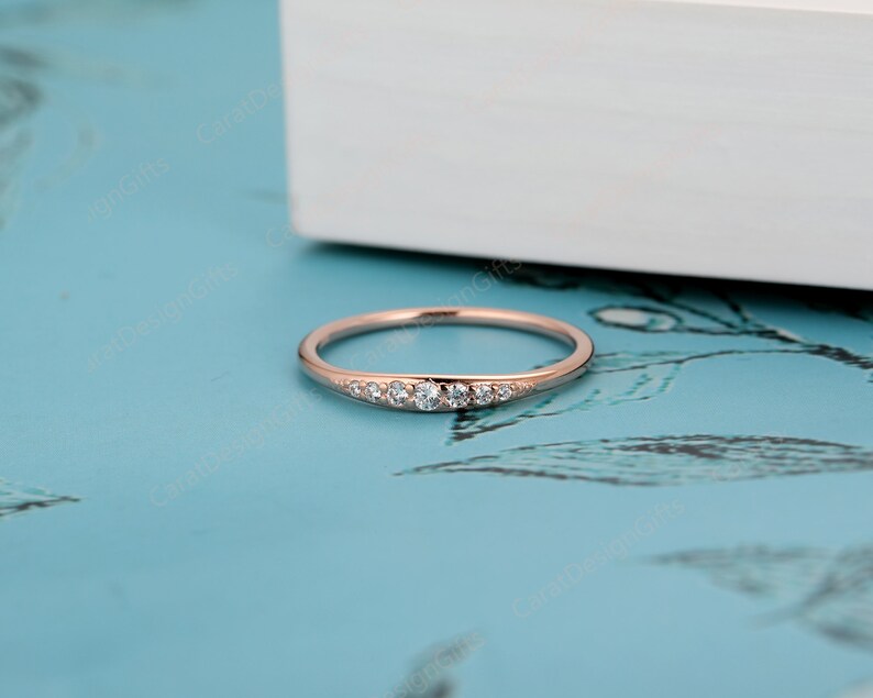 Wedding Bands,Delicate Diamond Ring,0.11ctw Natural Diamond Wedding Ring,Engagement Anniversary Ring,Stack Ring,Solid 14K Rose Gold Ring
