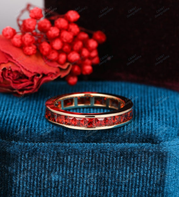 Channel Set Ring 2.35ct Princess Cut Red Garnet Wedding Band solid Gold Band birthstone Ring stacking Matching Ring ring for Women Etsy UK