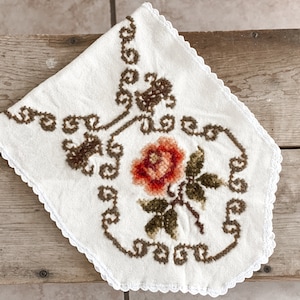 Vintage Table Runner, Cross Stitched Table Runner, Table Runner, Table Top Cover, Table Top Runner, Vintage Decor, Cottage Core Decorations