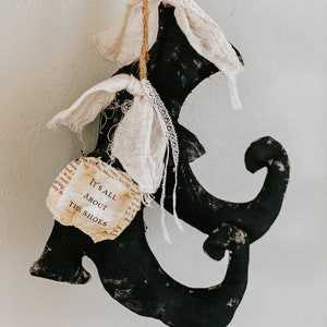 Primitive Witch Boots, Witch Boot Decor, Primitive Halloween Decor, Primitive Fall Decor, Halloween Decor, Witch Decor, Hanging Witch Boots