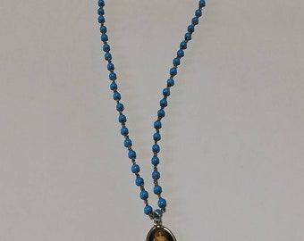 Necklace with turquoise beads
