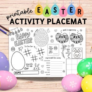 Könnte beinhalten: Ein druckbares Oster-Aktivitäts-Platzset mit einer Vielzahl von Spielen und Aktivitäten für Kinder. Das Platzset enthält ein Labyrinth, Tic-Tac-Toe, ein Finde-den-Unterschied-Spiel, eine Kopiere-das-Bild-Aktivität und ein Wort-Suchspiel. Das Platzset ist mit Ostereiern und Hasen verziert.