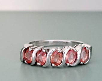 Vintage 18ct White Gold, Pink Tourmaline Eternity Ring. Size M (EU 54). Free Resizing. Vintage Jewelery. Natural Gemstone.