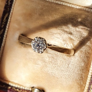 Vintage 9ct Gold, Platinum & Diamond Solitaire Ring. Size P (EU 57). Free Resizing. 0.25ct Diamond. Engagement Jewellery / Jewelry