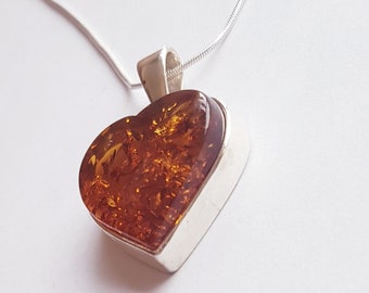 Amber & Sterling Silver Large Heart Pendant and 18" Fine Curb Chain. Gift. Ladies Jewellery, Gemstone.