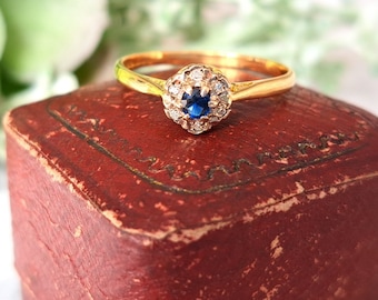 Antique 18ct Gold, Sapphire & Diamond Flower Ring. circa.1910. Size R (EU 59) Free Resizing. September Birthstone. Edwardian Jewelry.