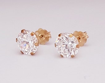 Vintage 9ct Gold & Cubic Zirconia 6mm Stud Earrings.  Vintage Jewelery / Jewellery.