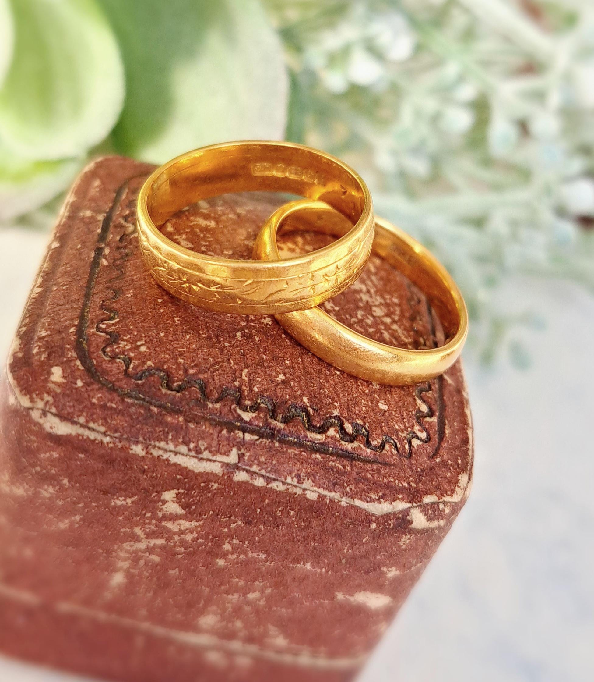 オキアミ様　アンティーク ビンテージ 22金 バンドリング 5mm Vintage 22ct Gold Engraved Patterned 5mm Band Ring. Hallmarked