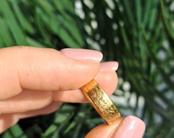 Vintage 22ct Gold Engraved Patterned 5mm Band Ring. Hallmarked