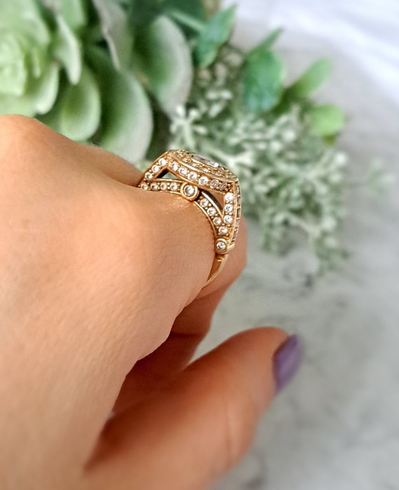 Vintage 14ct Gold & Cubic Zirconia Ring. Size P (… - image 2