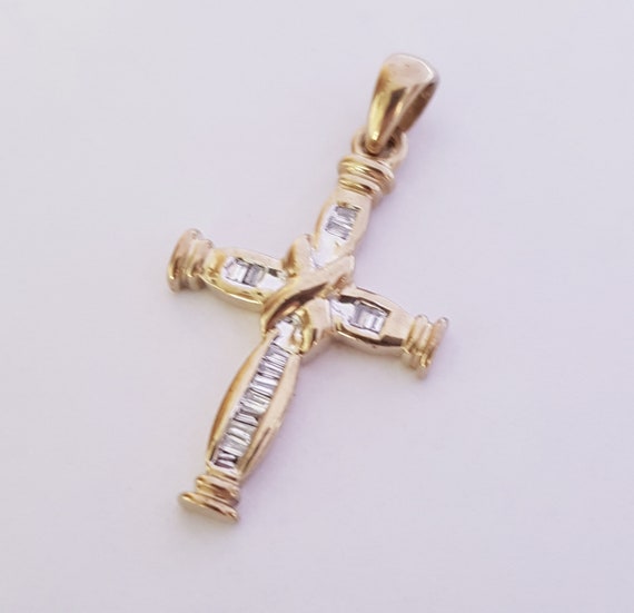 Vintage 9ct Gold \u0026 Diamond Cross Pendant. Vintage Jewelery / jewellery. Religious Jewelery / jewellery. Christening.