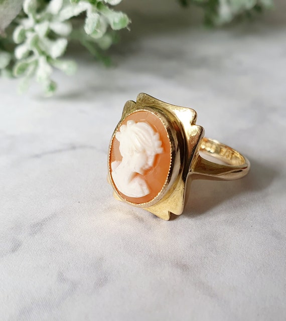 Vintage 9ct Gold Cameo Ring. Size N (EU 55) Free … - image 1