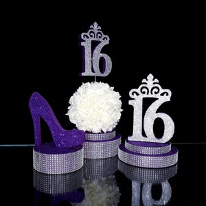 A set of three central elements. Centerpiece ball of roses on stand Sweet 16,Central decor,Decor topiary sweet16,Mitzvah,Quinceanera