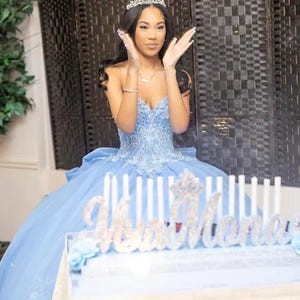 Juego de candelabros de espuma y cartón para quinceañeras, candelabros y tarjetas, centro de mesa con velas para Bar Bat Mitzvah, foto en color azul claro