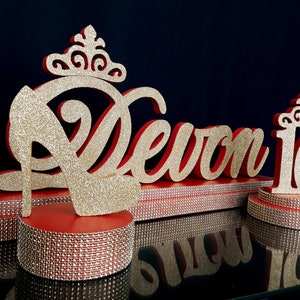 SET Sweet 16 Candelabro espuma rojo oro color Zapato de pieza central en el soporte, color de quinceañera cenicienta, centro de mesa de iluminación de velas Mitzvah
