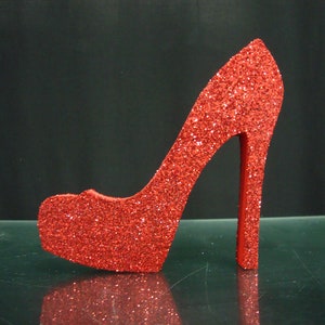 High heel shoe centerpiece, styrofoam shoe, red high heel centerpieces, heels and shopping party decorations, heels party