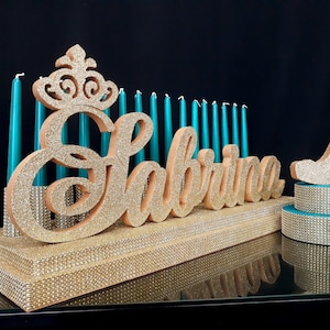 SET Sweet 16 Candelabro de espuma y zapato central en el stand, Sweet 16, Sweet 15, Candelabro, Quinceañera y Mitzvah, centro de mesa de iluminación de velas