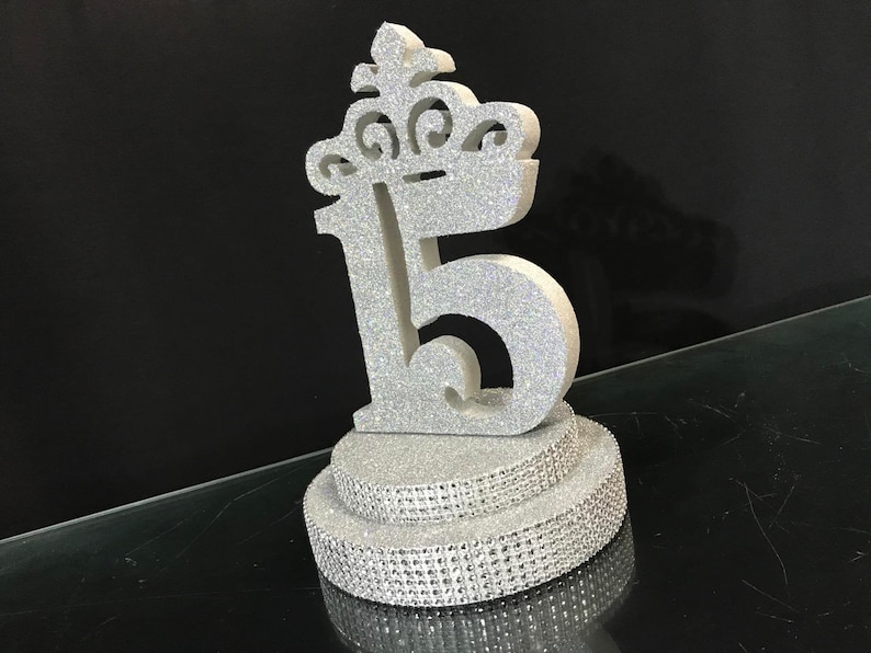 decor for festive table,Sweet 15 Central decor fifteen,Central element on the table Mitzvah Centerpiece number 15 on stand Quinceanera