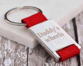 Personalised Car Keyring: Engraved Steering Wheel design plus personalisation