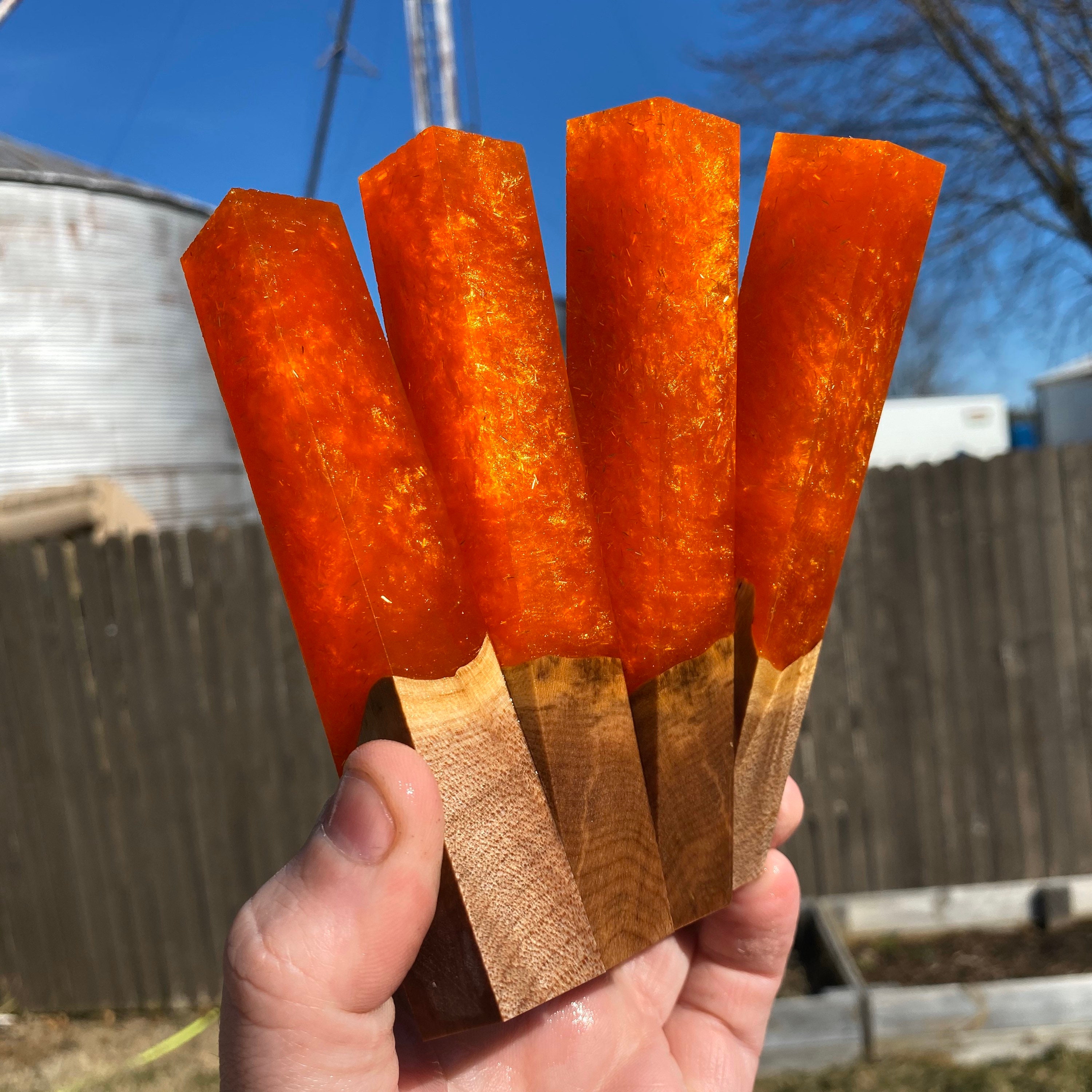 Halographic Glitter Bomb Hybrids