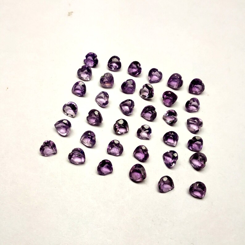 Natural Amethyst Heart Cut Lot Cabochon Amethyst Amethyst 5x5 MM Purple Amethyst Amethyst Jewelry Loose Gemstone.AAA+++